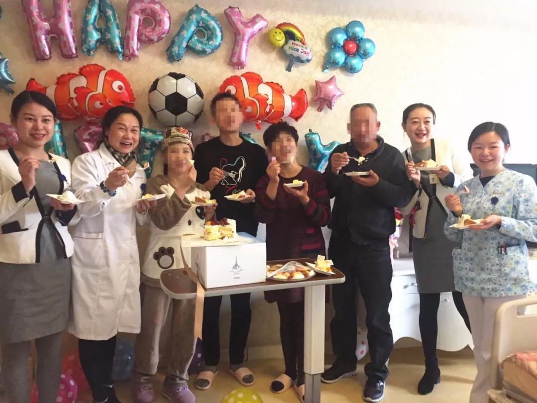 双胎宝宝满月啦！玛丽亚月子会所举办“爱的party”，洋溢着爱的感动~